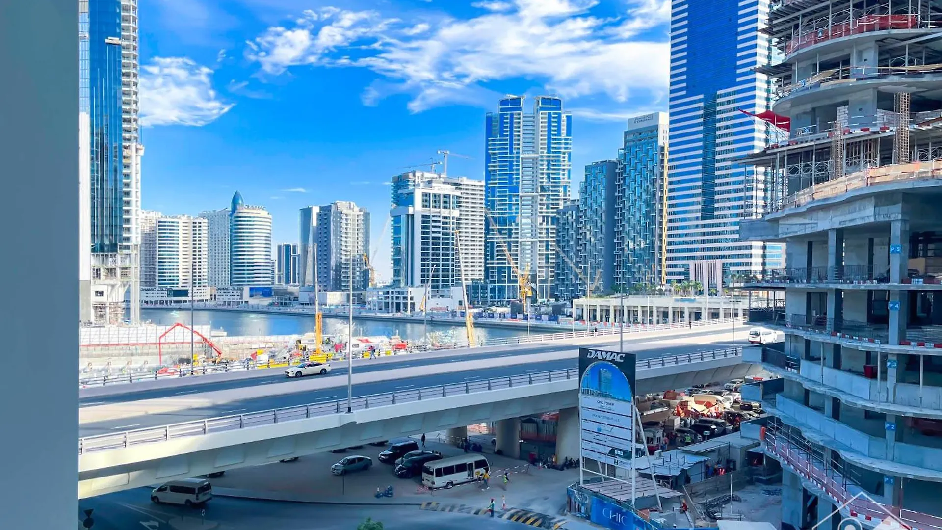 Elegant 1B With Stunning Views & Balcony In Business Bay Apartment Dubai