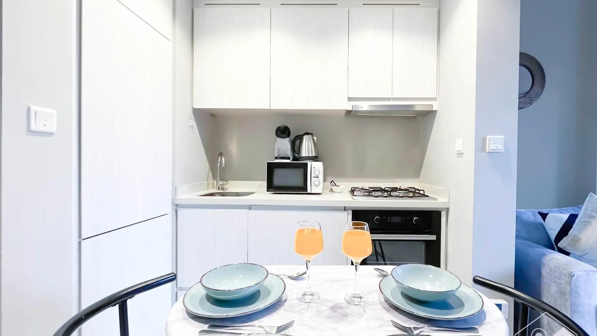 Elegant 1B With Stunning Views & Balcony In Business Bay Apartment Dubai